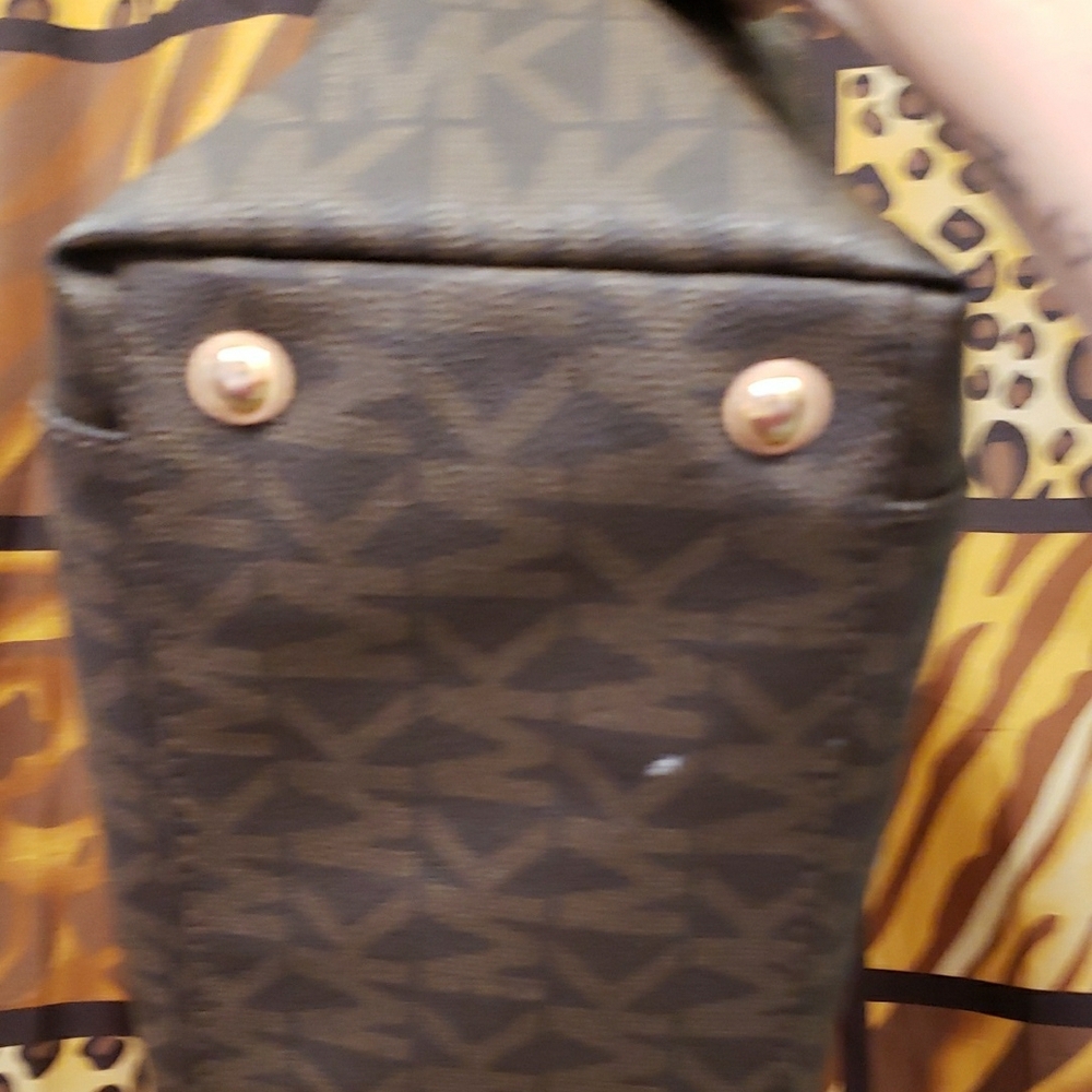 Michael Kors Brown Signature Tote with Structured Design - Picture 7 of 10